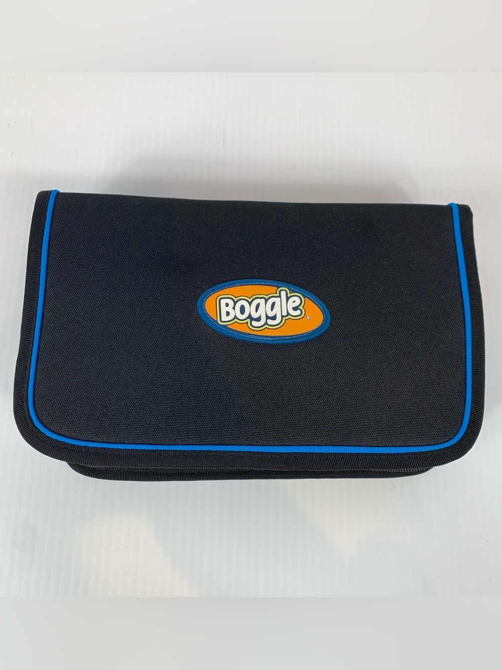 Hasbro Deluxe Boggle Travel Game Folio Edition w/ Zipper Case Vtg 2003 Complete